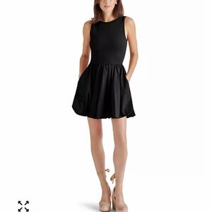 Steve Madden Black Mini Paloma Bubble Dress Size Small